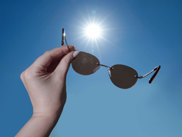 Sun, Sand & Your Eyes: Why UV Protection Matters More in the Middle East
